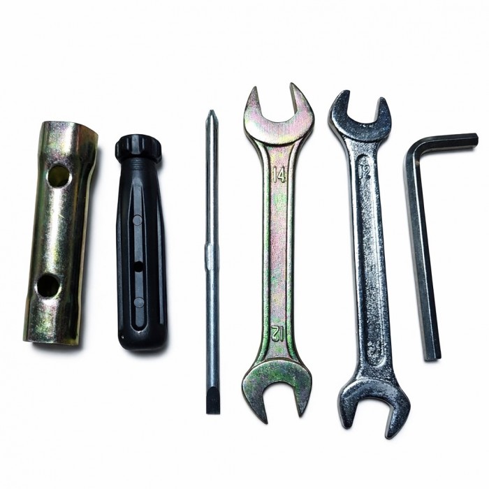 5 Parça Motorsiklet Bisiklet Avadanlık Tamir Seti Set Buji Anahtar Yıldız Düz Tornavida Scooter 5 Parça Motorsiklet Bisiklet Avadanlık Tamir Seti Set Buji Anahtar Yıldız Düz Tornavida Scooter